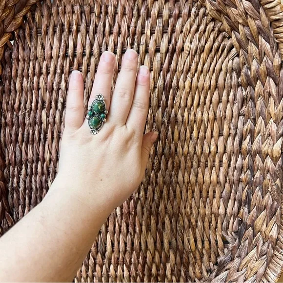 925 Sterling Silver Green Turquoise Ring with Floral Details – Size 7 - Picture 8 of 13